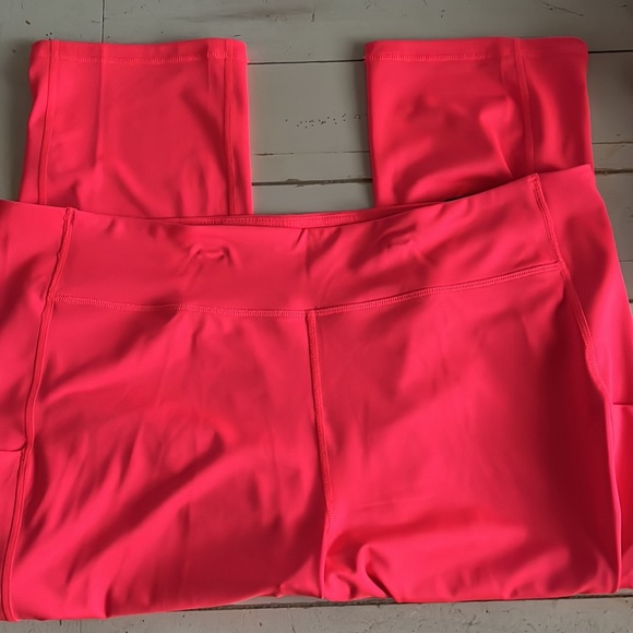 NWT Hot Pink Capri Legging 3x Hi Rise Stretch Pockets Athletic Workout Pants - Picture 4 of 10